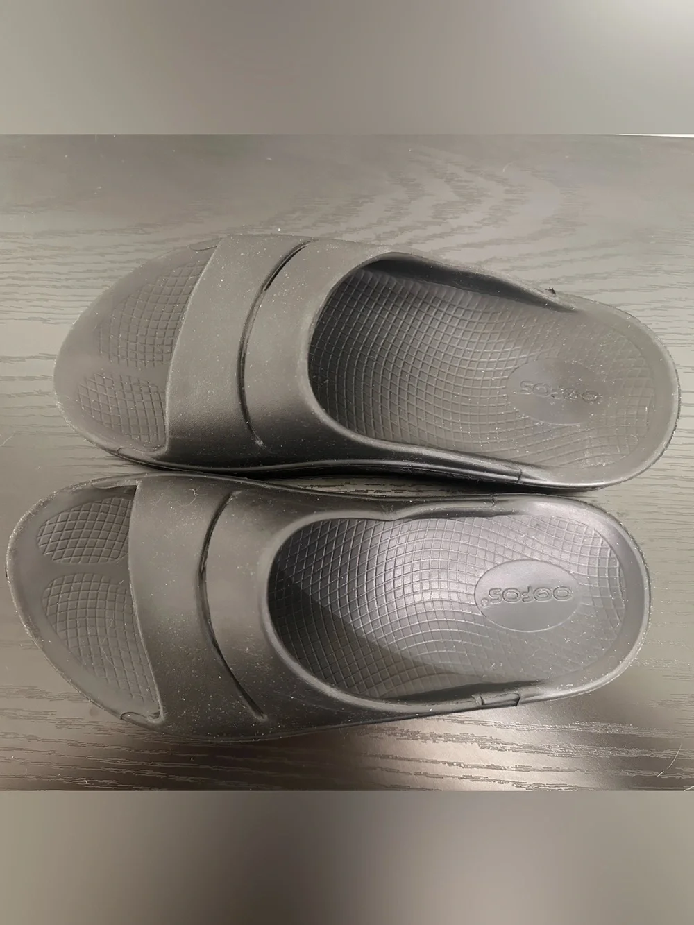 Oofos OOahh Men’s Recovery Slide - Black